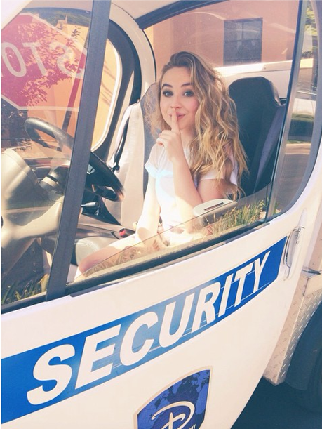 Sabrina Carpenter Disney Channel Porn Latest Silly Photos News Photos And Videos Magazine Png