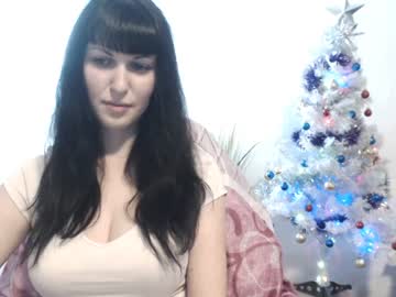 Brunette Busty Milf Bouncing Tits On Webcam