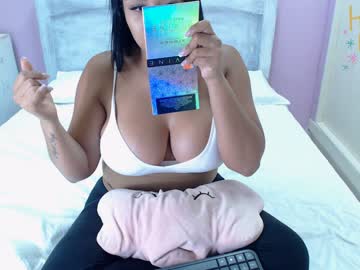Latina Babe Big Tits Yuri Luv Pornstar Platinum Porn Pics